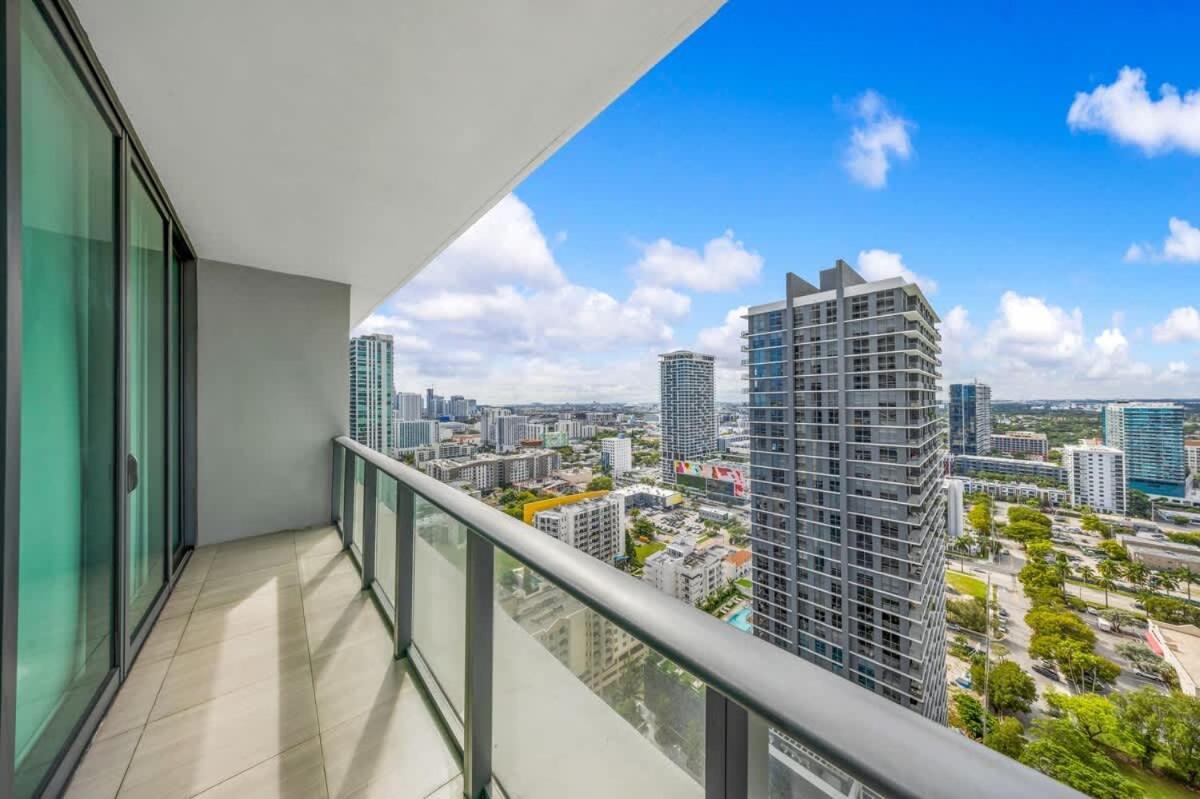 Casa vacanze Skyline & Waterfront Views In A Luxe 3br *