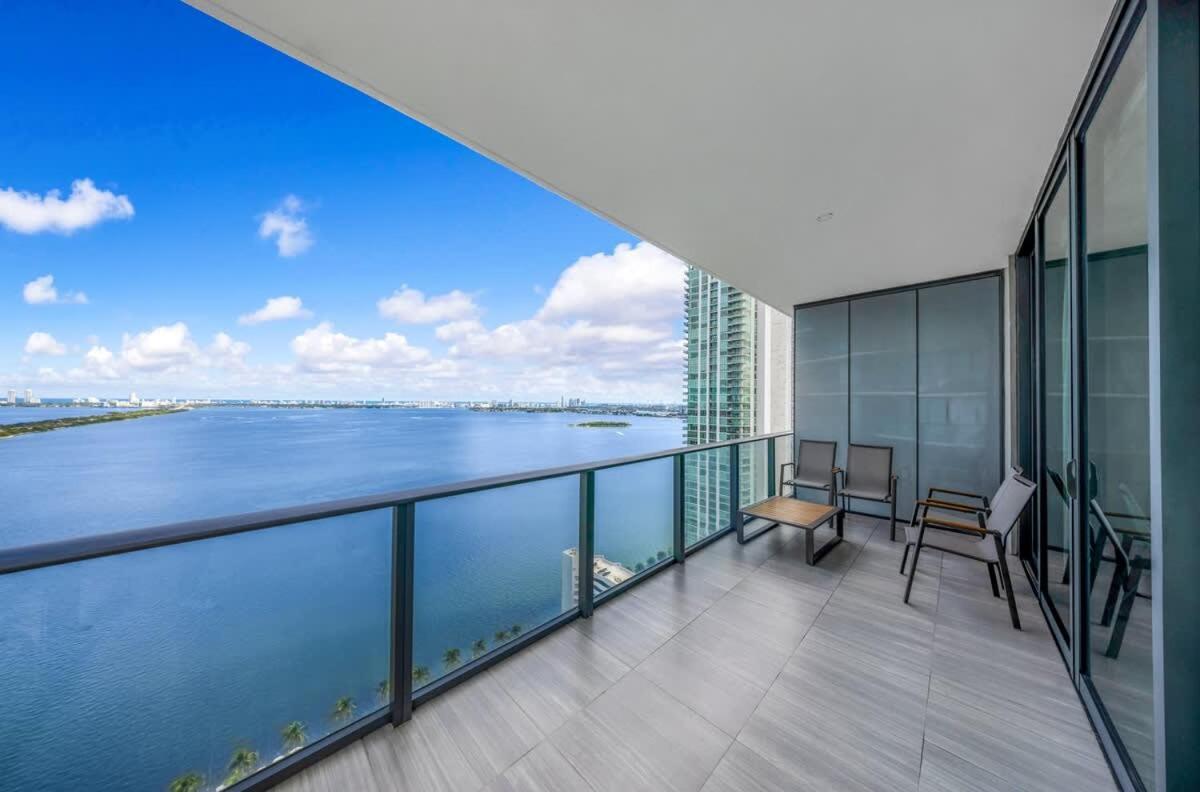 Casa vacanze Skyline & Waterfront Views In A Luxe 3br *